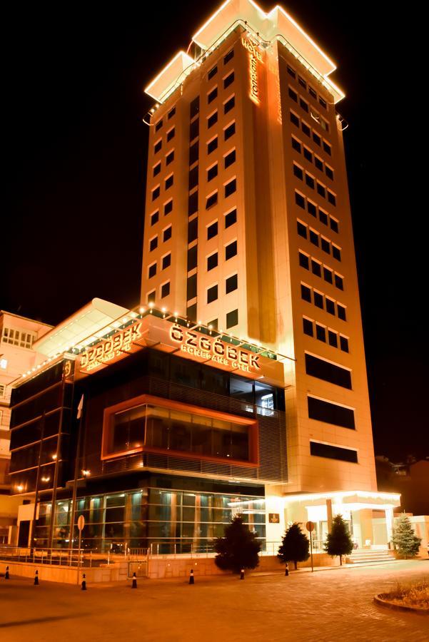 أوشاك Ozgobek Ronesans Hotel De Luxe المظهر الخارجي الصورة