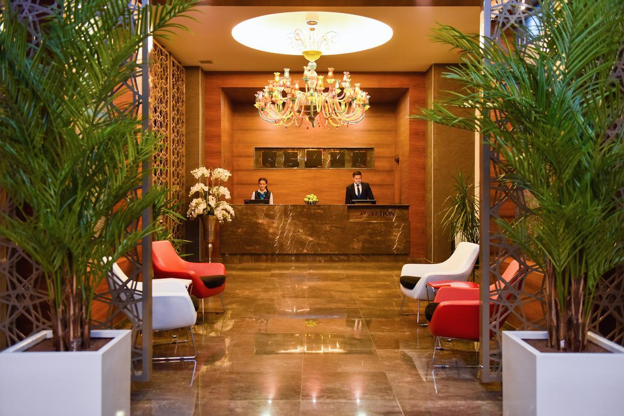 أوشاك Ozgobek Ronesans Hotel De Luxe المظهر الخارجي الصورة