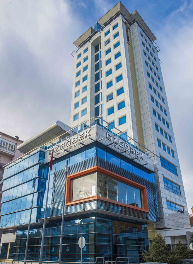 أوشاك Ozgobek Ronesans Hotel De Luxe المظهر الخارجي الصورة
